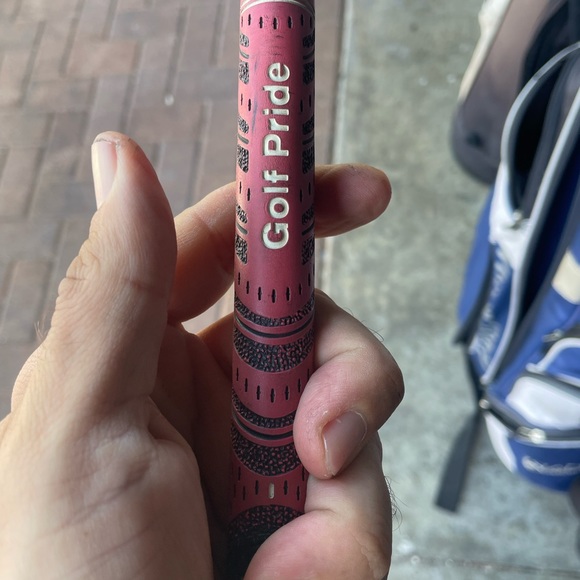 Mizuno ladies pitching Wedge Novel in right hand - Picture 5 of 6